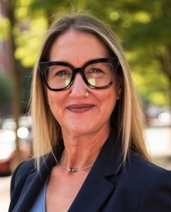 Headshot of Kendra Crookston